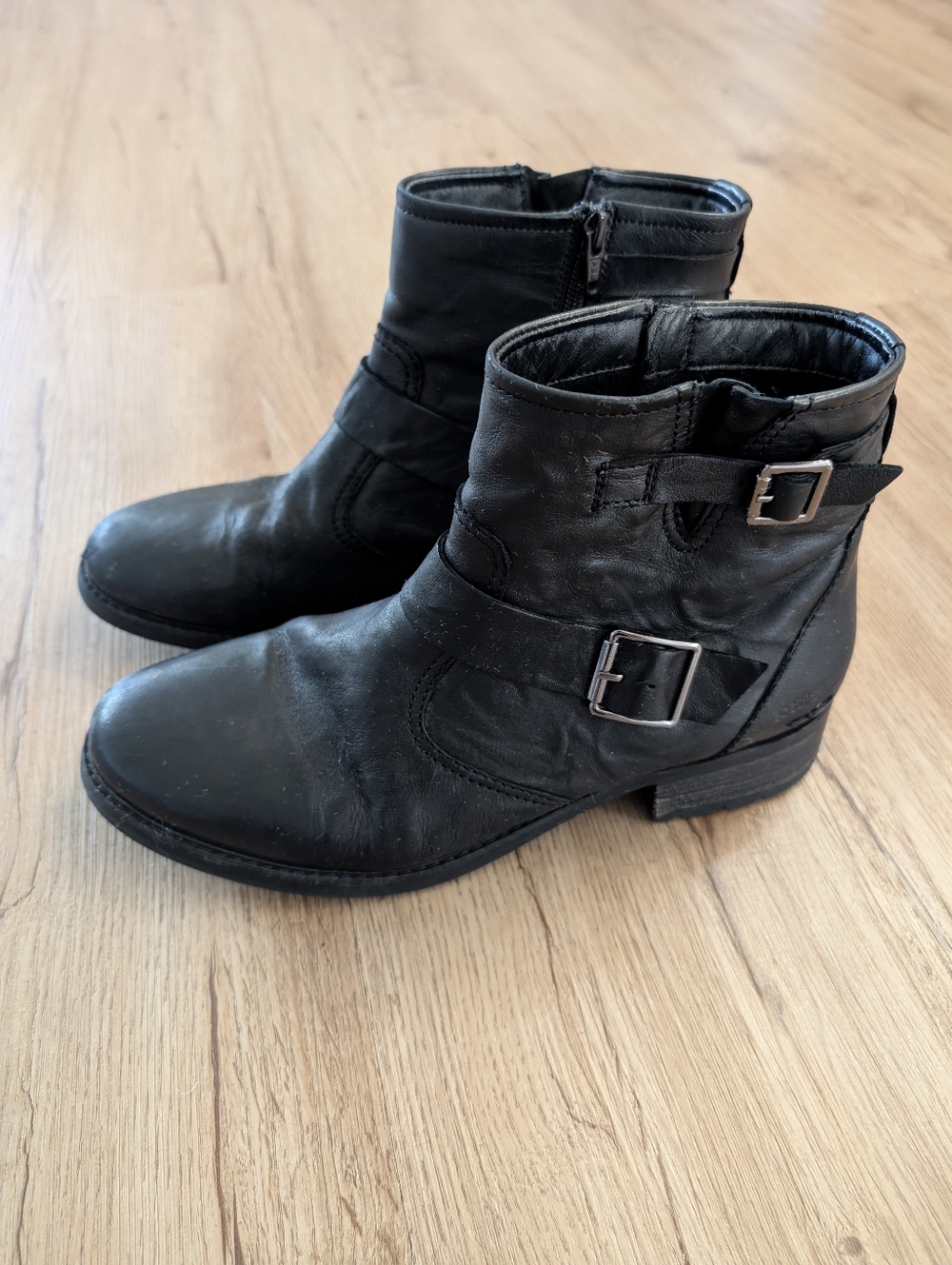 Josef Seibel Black Leather Ankle Boots Size 41 US 10 Comfort Zip Buckle